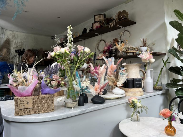 ... noch mehr Deko im Flower Power Stil