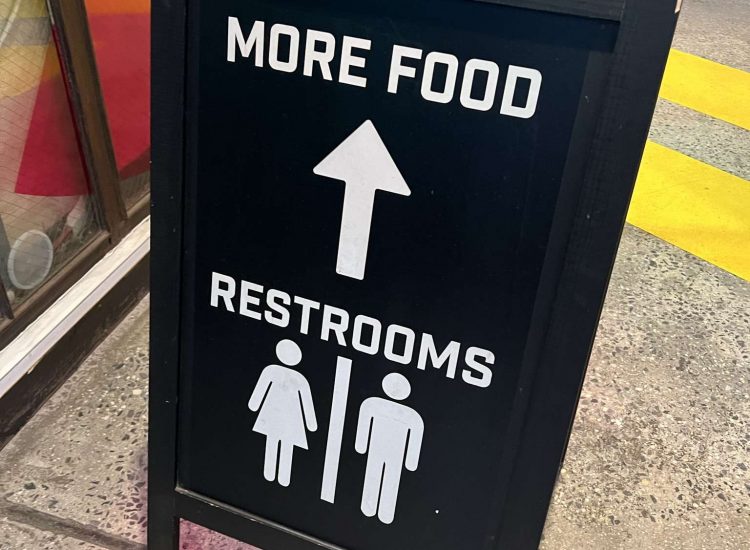 Wie Gastronomie Aufsteller super als Kundenstopper funktionieren